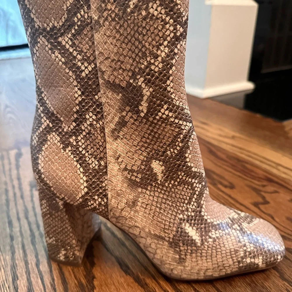 Sam Edelman Python-print booties, Size 8.5 - Picture 7 of 7
